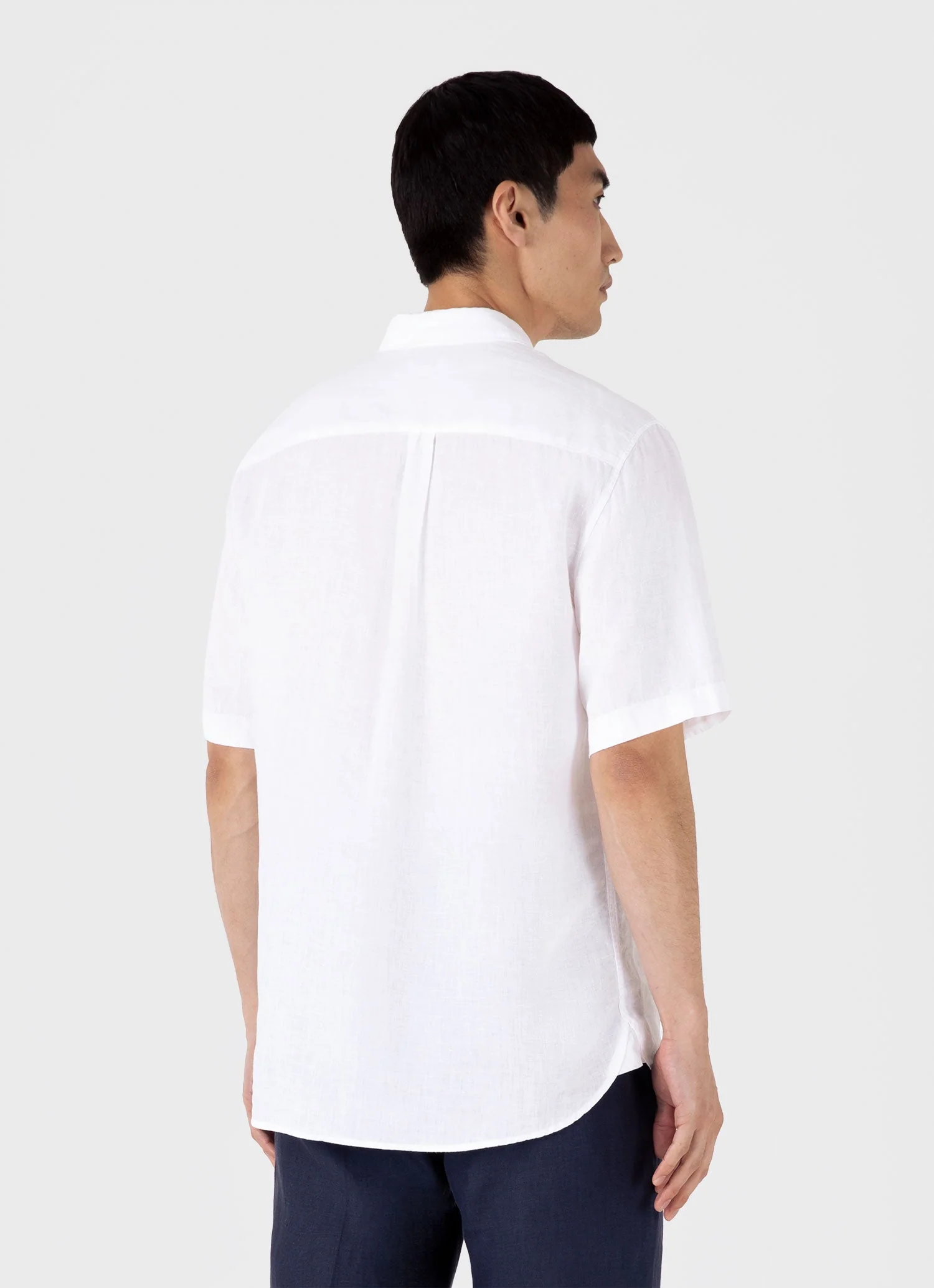 Men's Short Sleeve Linen Shirt in White - Image 5