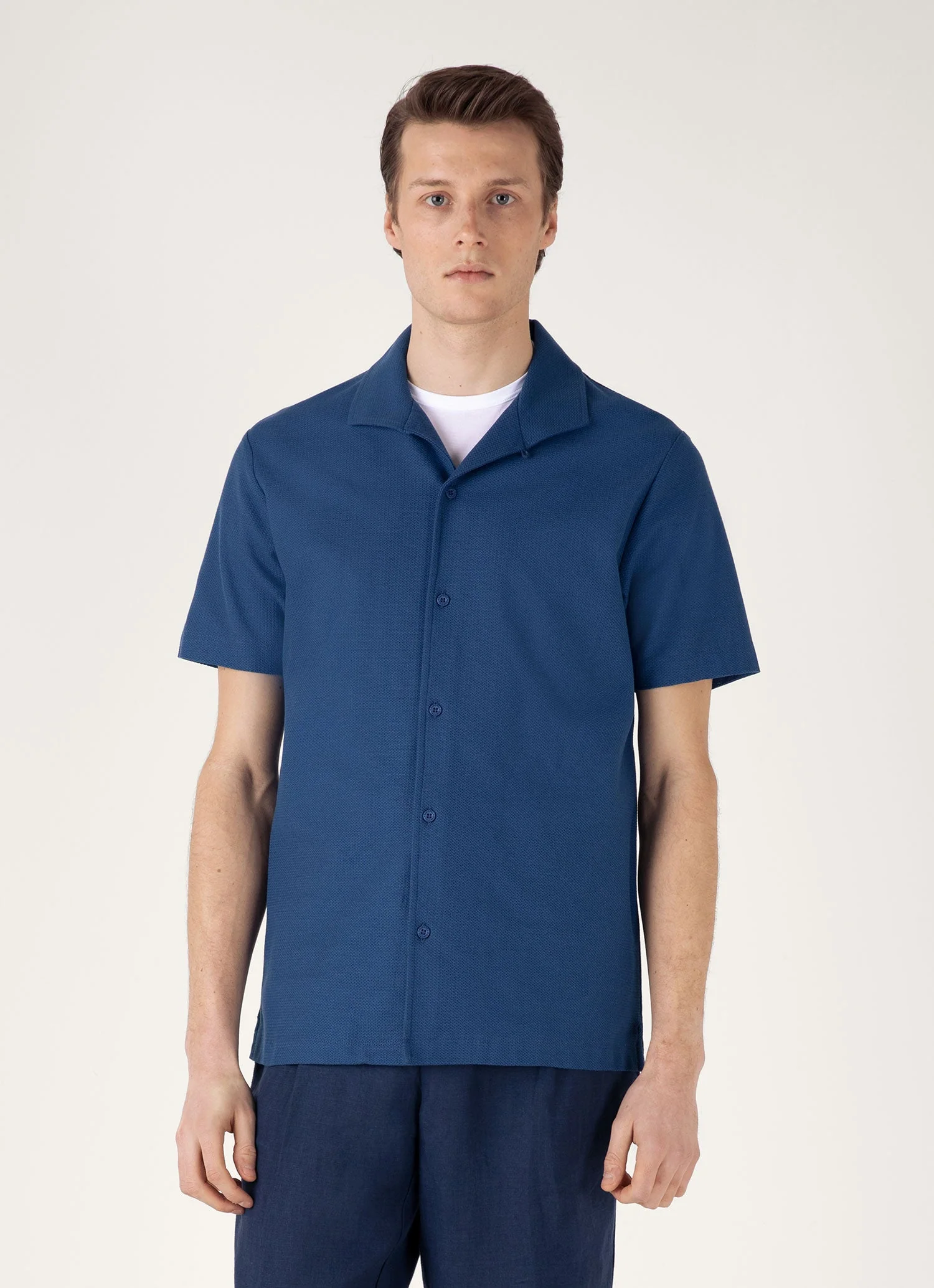 Men's Short Sleeve Textured Jersey Shirt in Soft Denim - Image 2