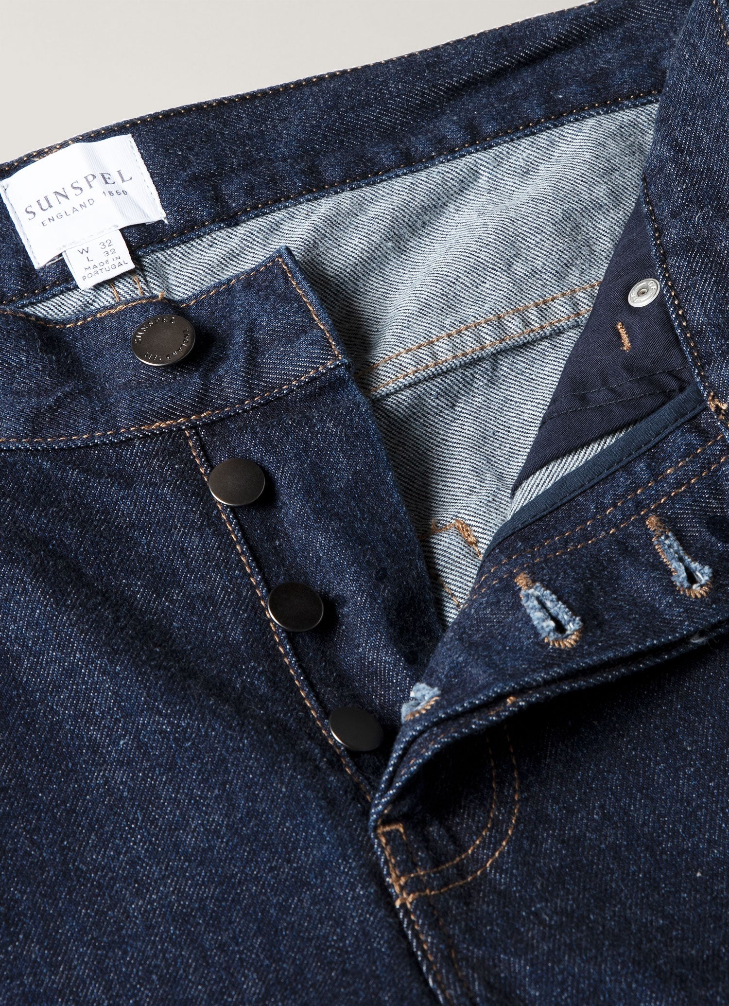 Men's Slim Fit Jeans in Rinse Wash Denim - Image 4