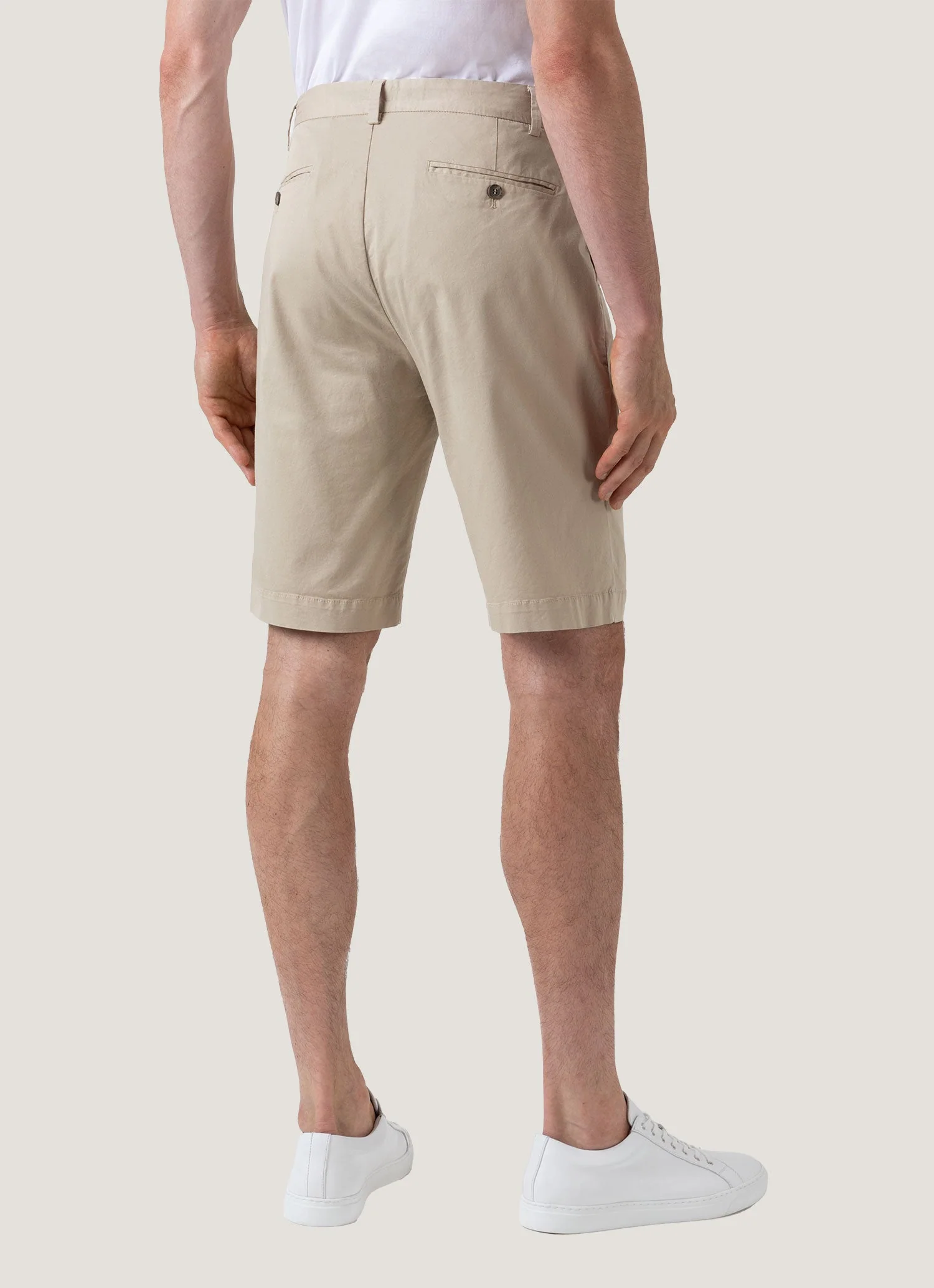 Men's Stretch Cotton Twill Chino Shorts in Light Stone - Image 4