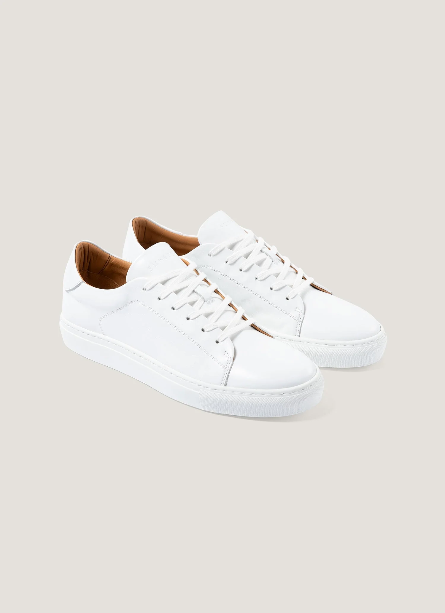 Men's Tennis Shoe in White - Image 2