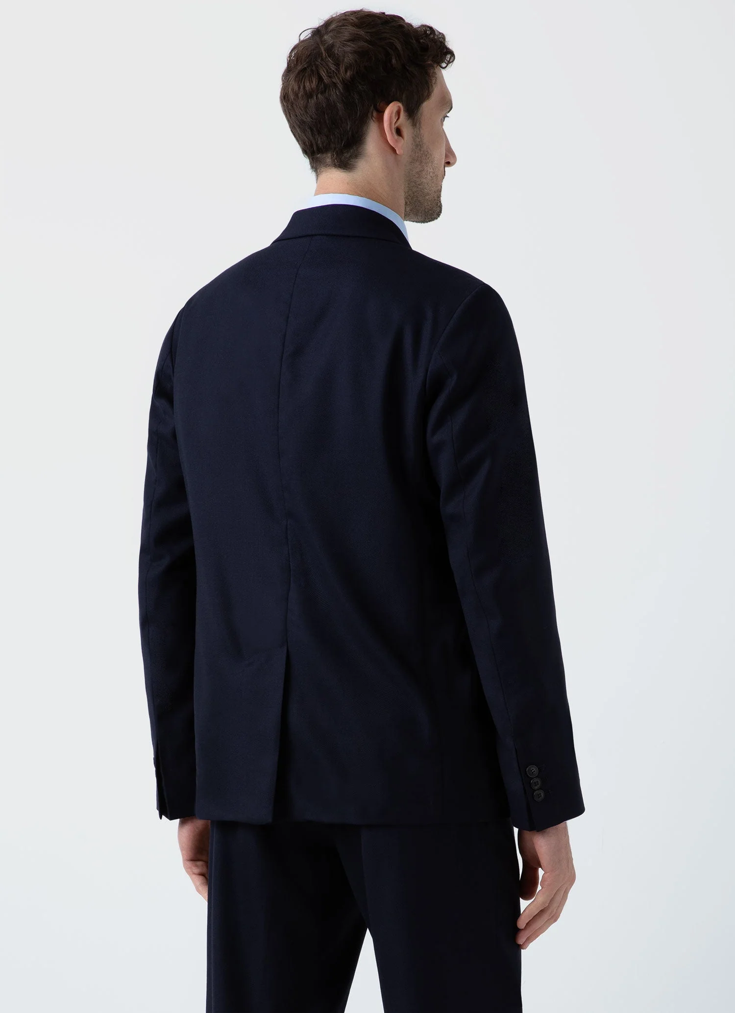 Men's Travel Wool Blazer in Navy - Image 5