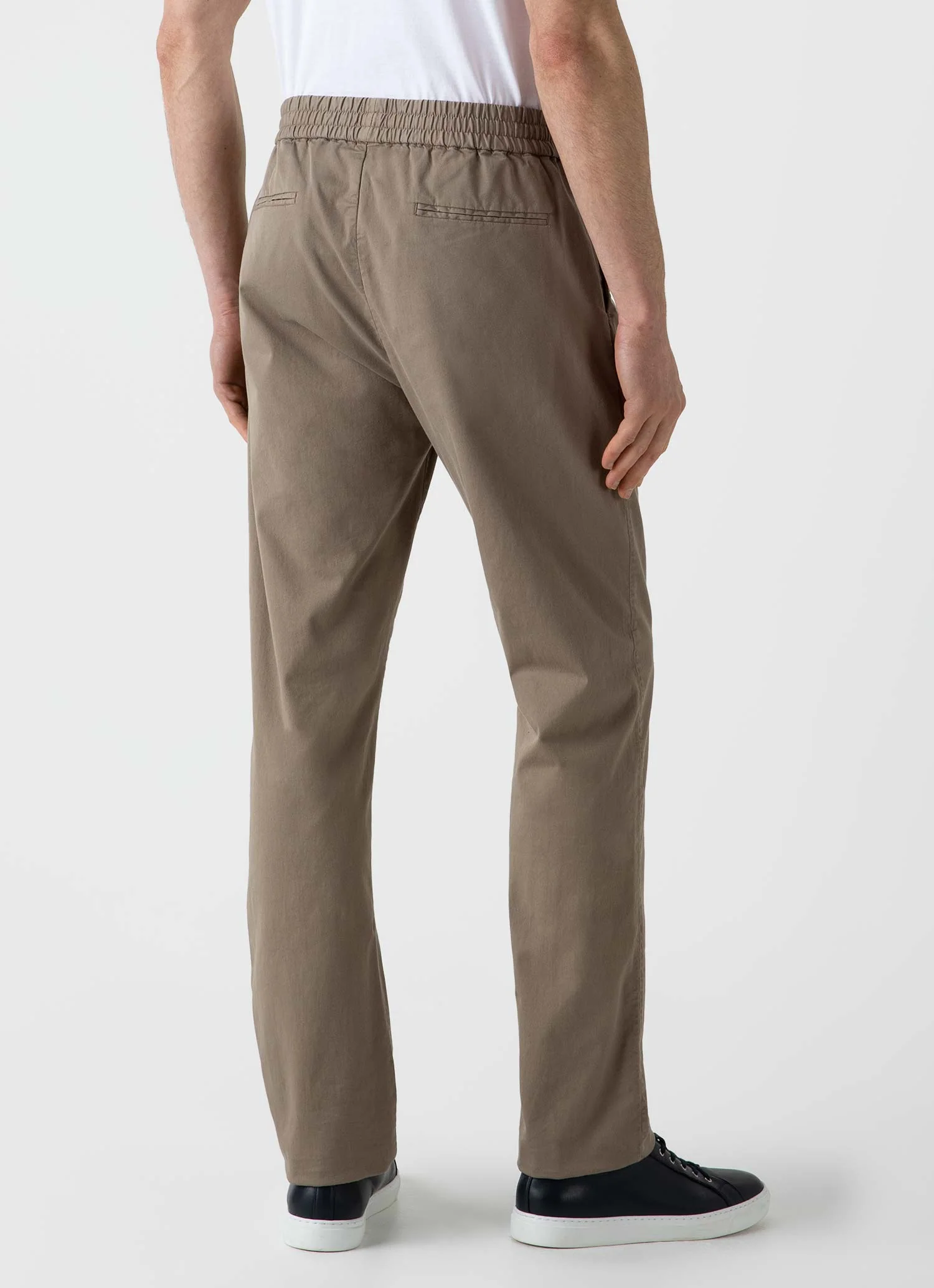 Men's Twill Drawstring Trouser in Dark Stone - Image 4