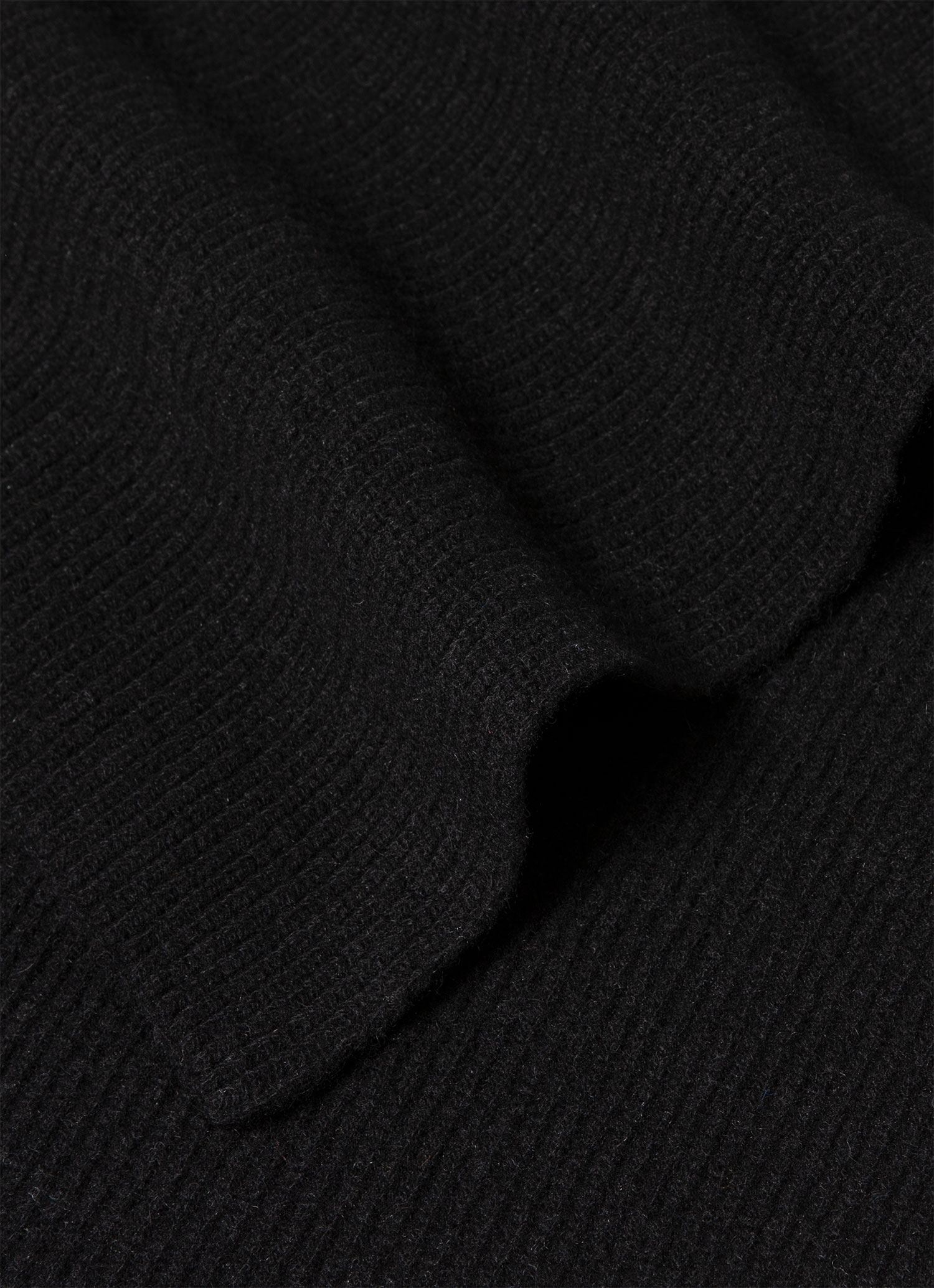 Cashmere Ribbed Scarf in Black - Image 2