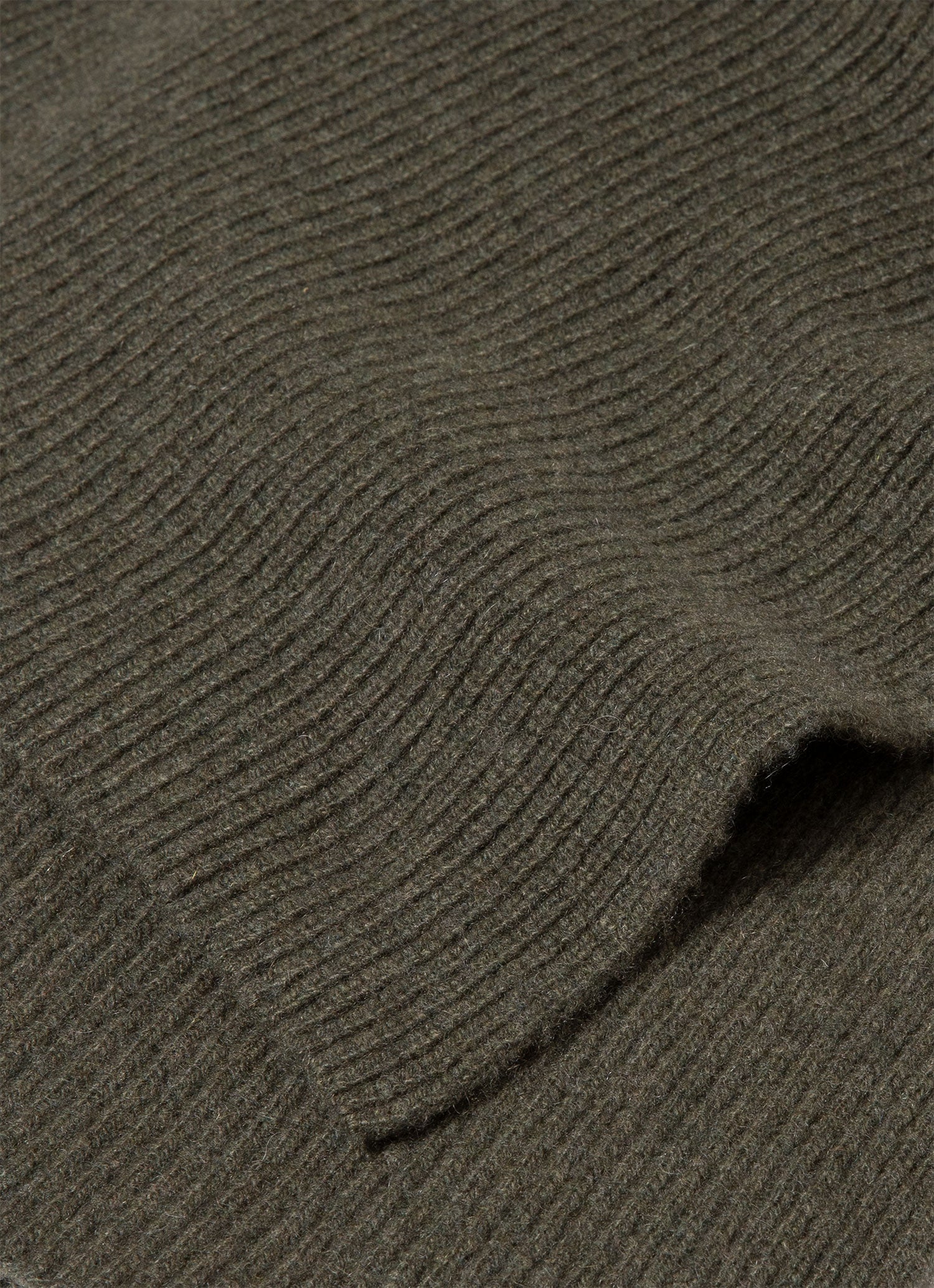 Cashmere Ribbed Scarf in Dark Moss - Image 2