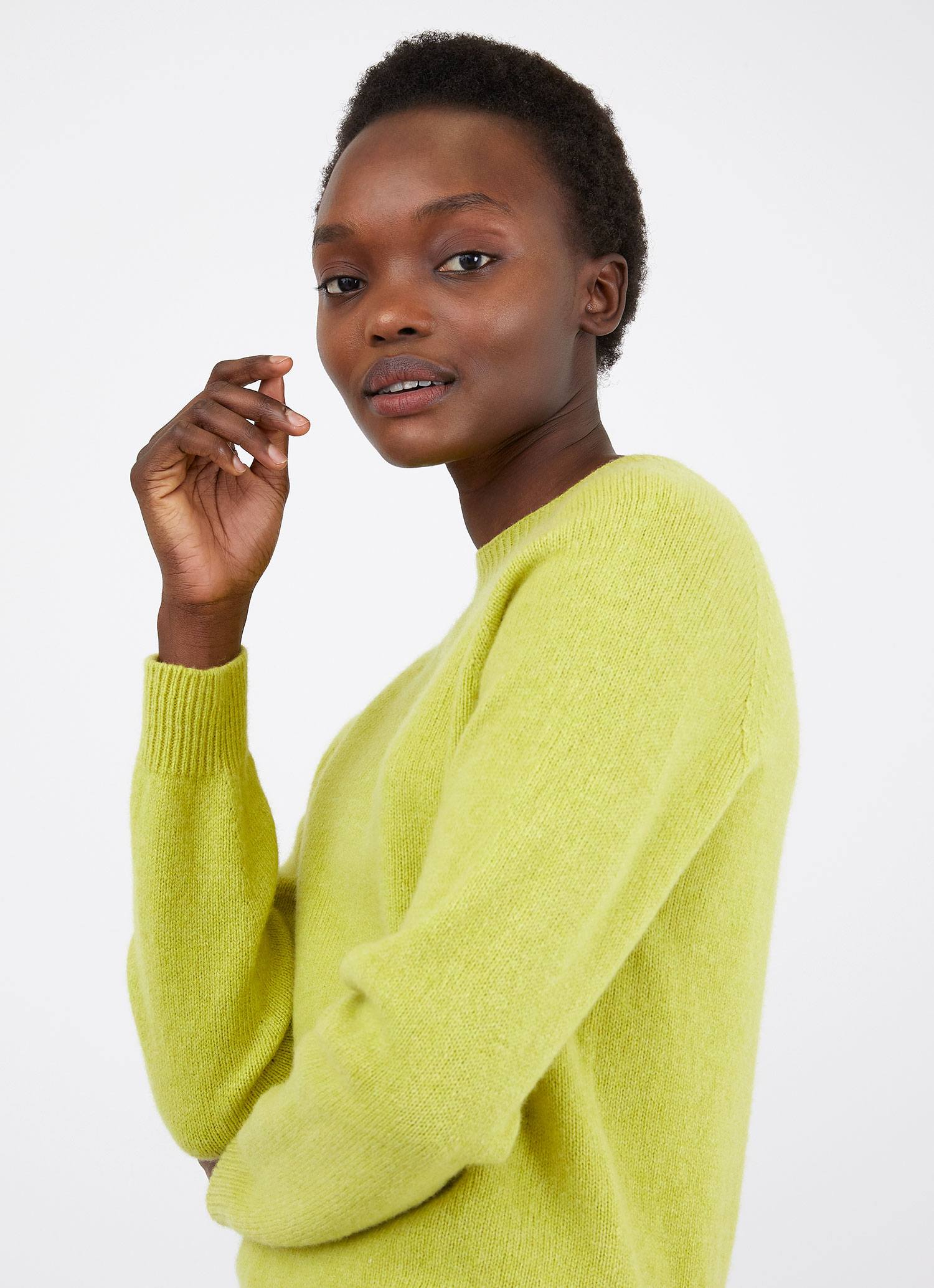 Women's Lambswool Crew Neck Jumper in Zest - Image 4
