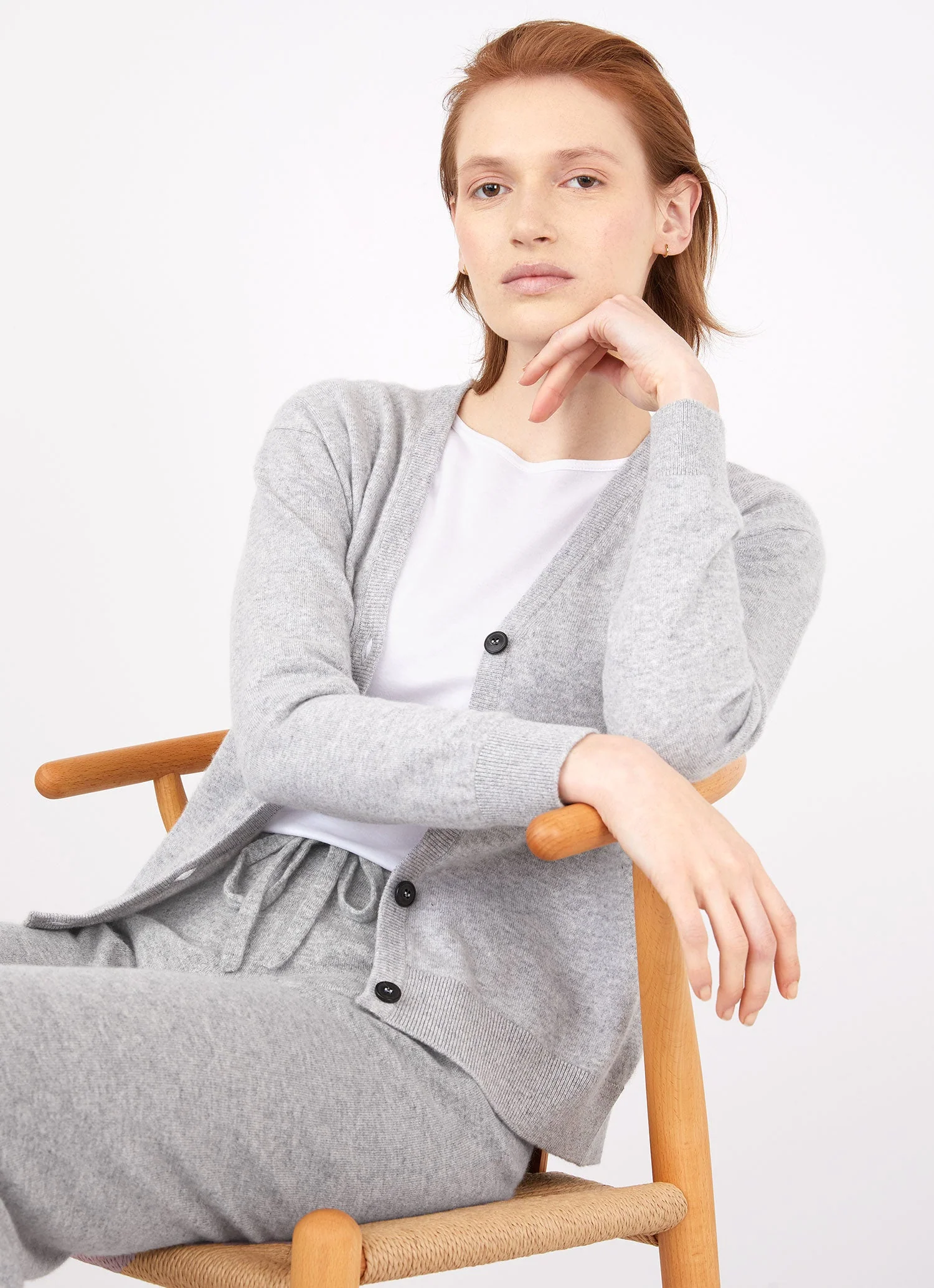 Women's Cashmere Boxy Cardigan in Grey Melange - Image 3