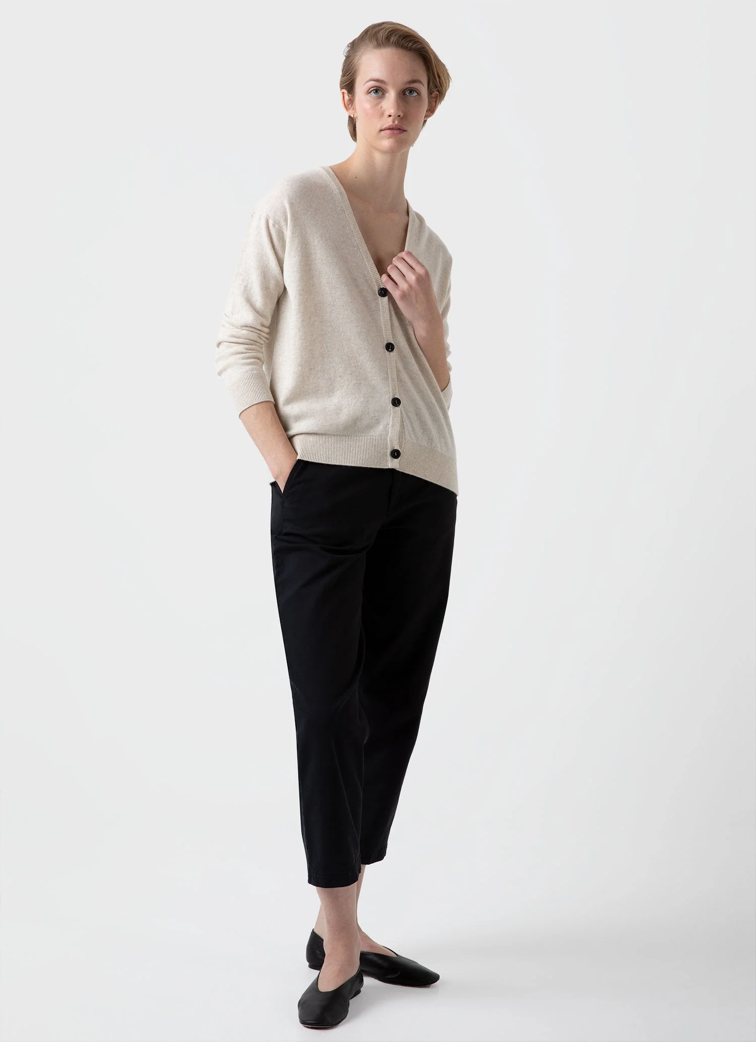 Women's Cashmere Cardigan in Natural Ecru - Image 2