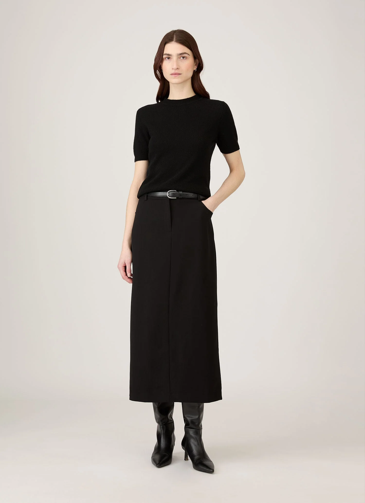 Women's Cashmere T-Shirt in Black - Image 2
