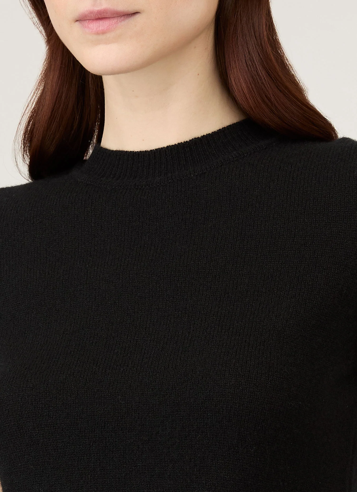 Women's Cashmere T-Shirt in Black - Image 4