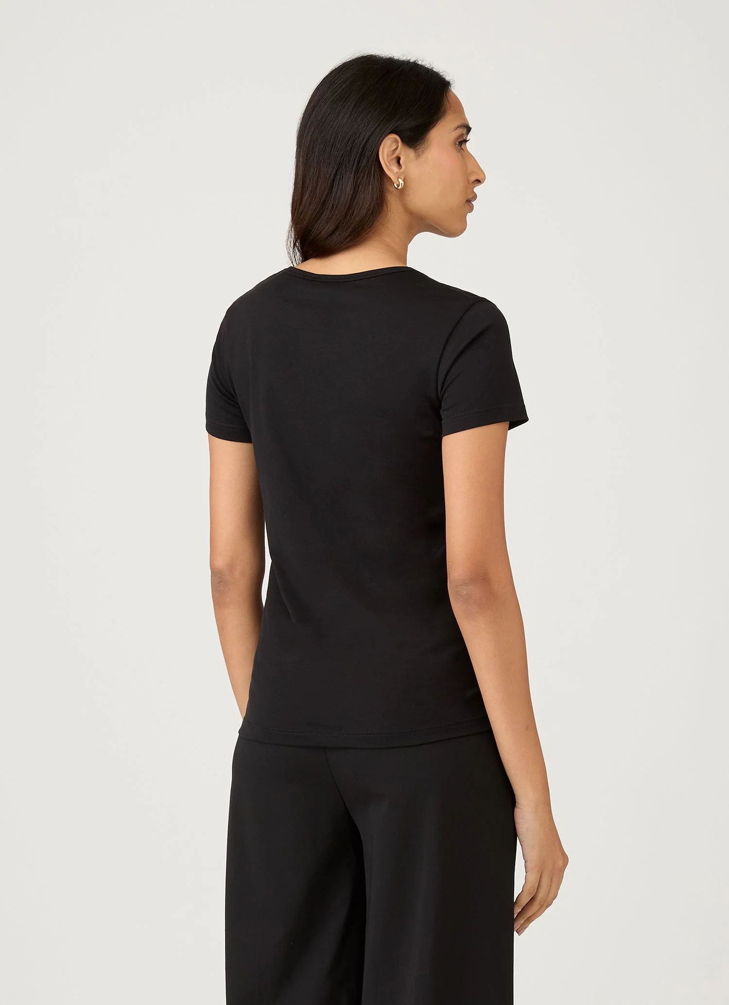 Women's Classic Scoop Neck T-shirt in Black - Image 3