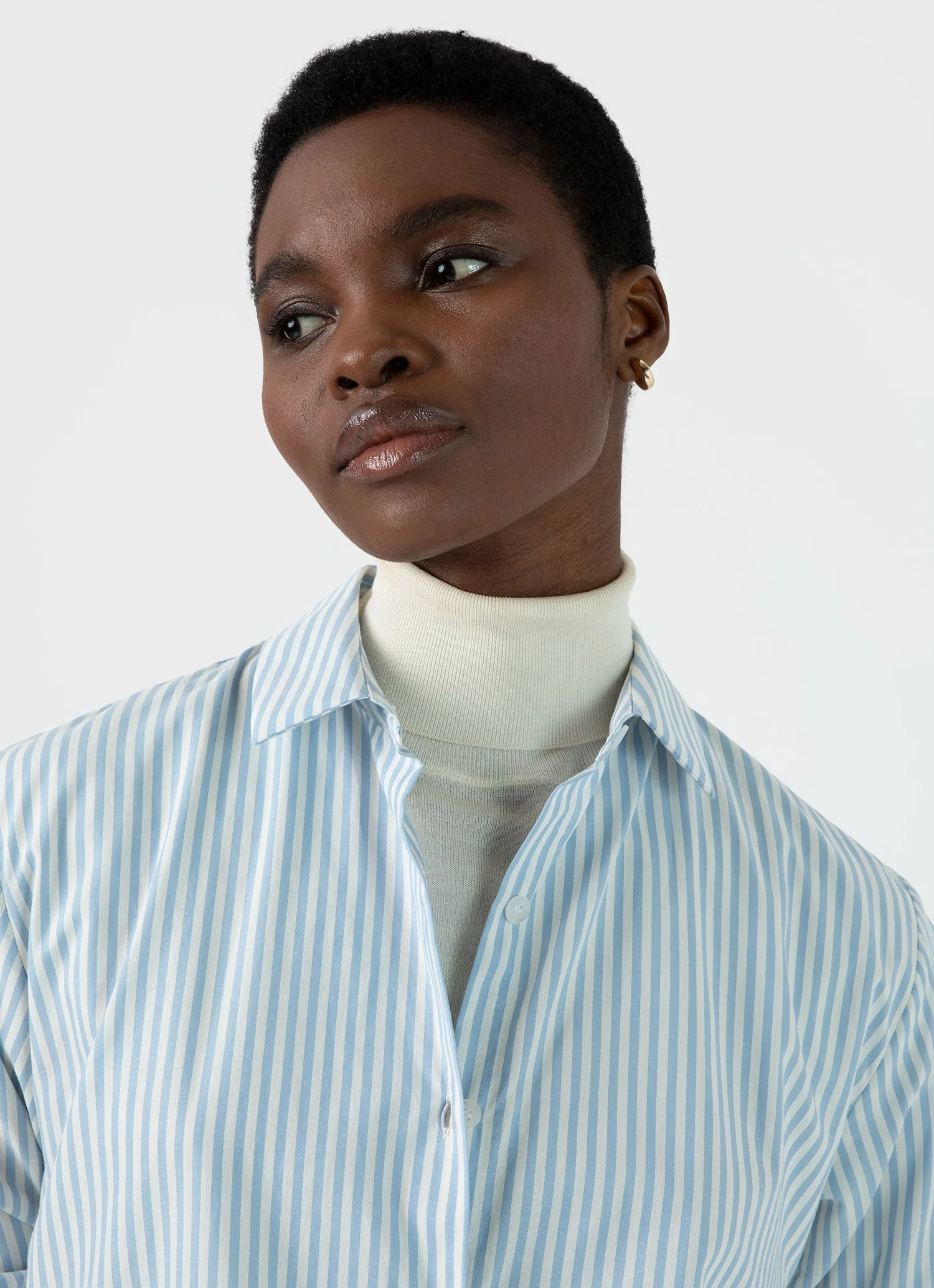 Women's Classic Shirt in Light Blue/Ecru - Image 3