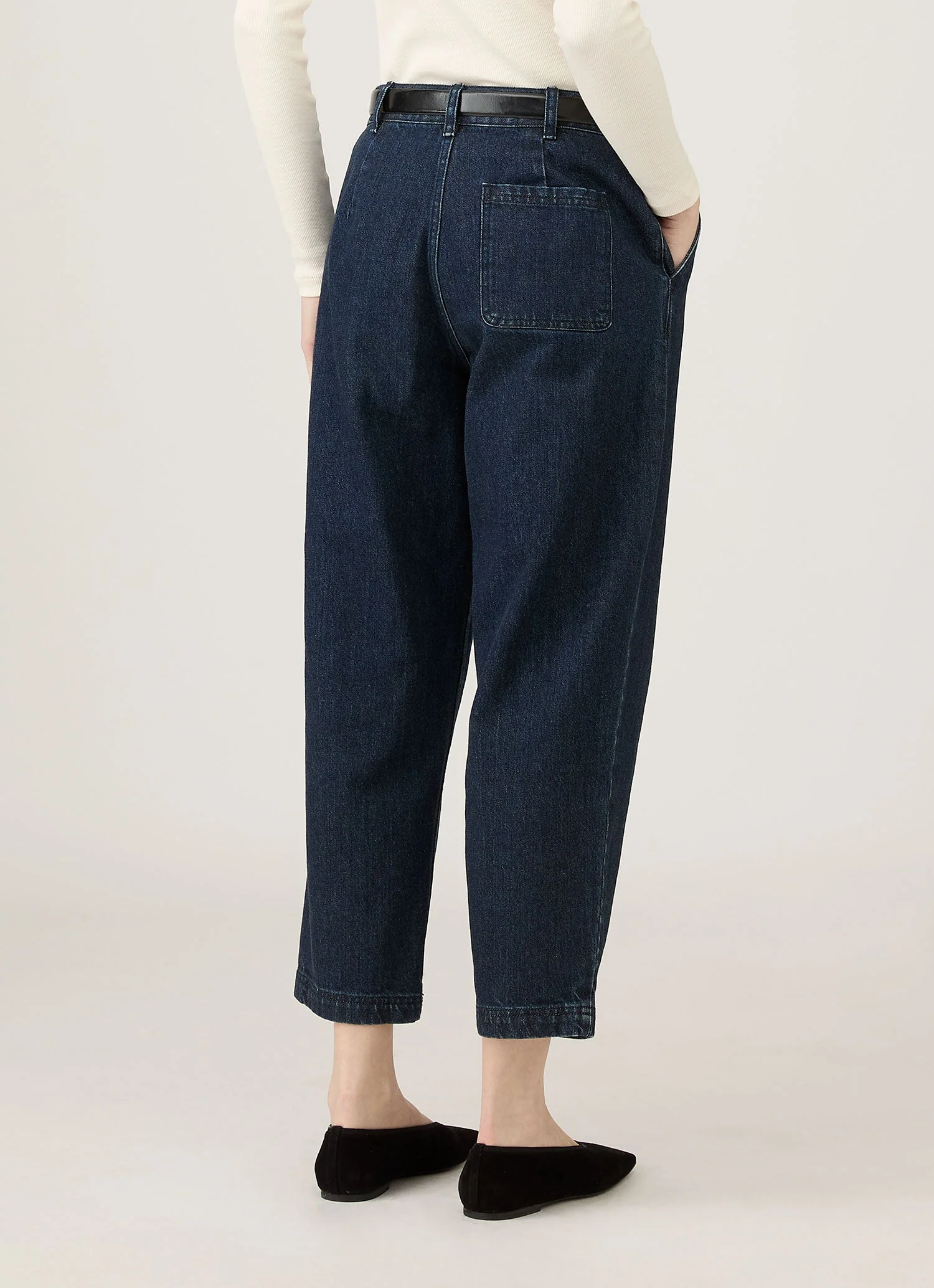 Women's Denim Tapered Trouser in Denim Rinse Wash - Image 3