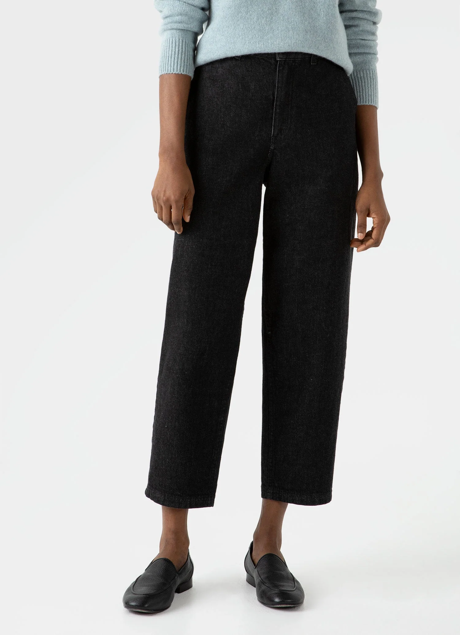 Women's Denim Tapered Trouser in Black Denim Wash - Image 2