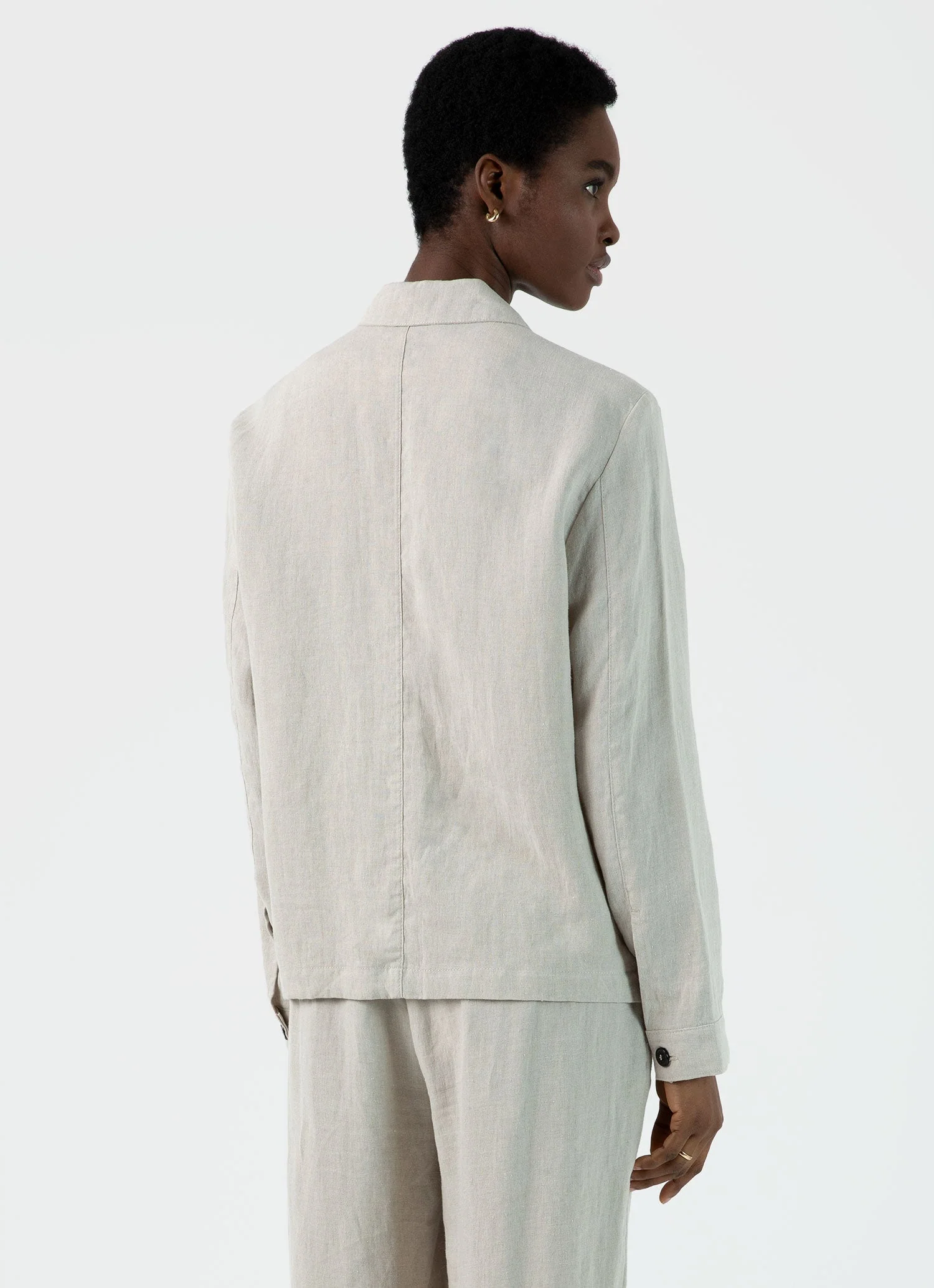 Women's Linen Twin Pocket Jacket in Light Sand - Image 4