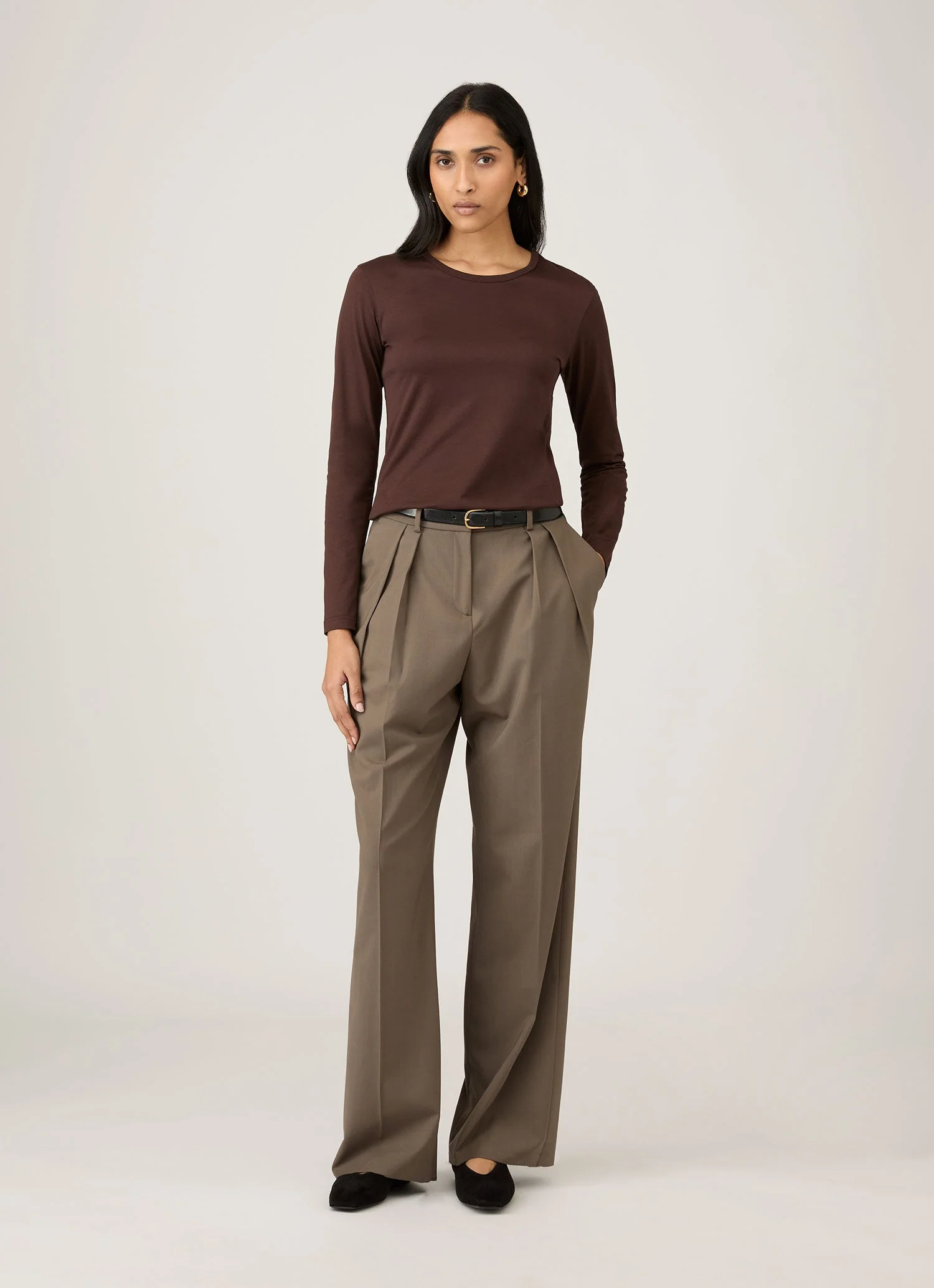 Women's Long Sleeve Classic T-shirt in Truffle - Image 2