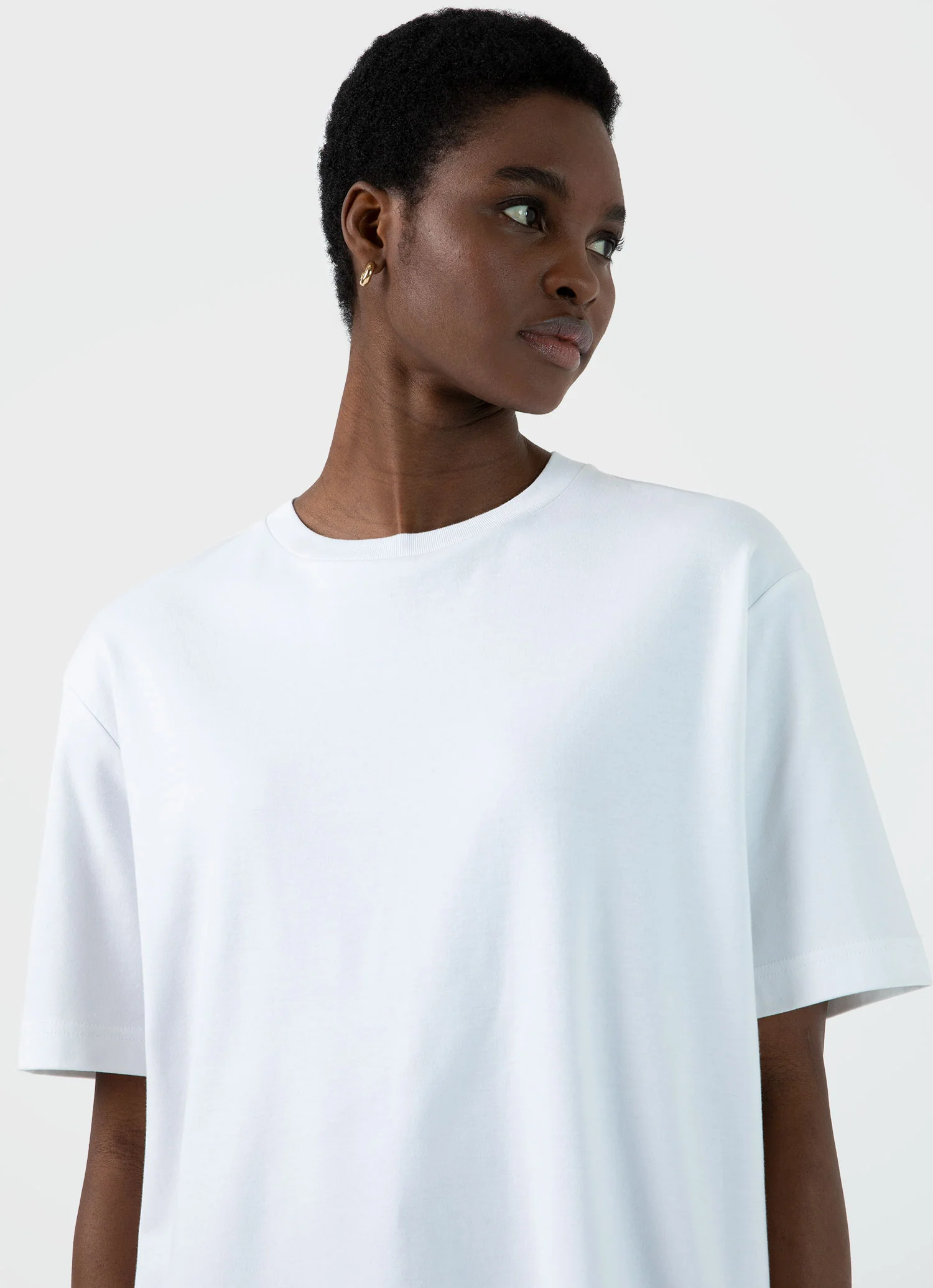 Women's Oversized Heavyweight T-shirt in White - Image 3