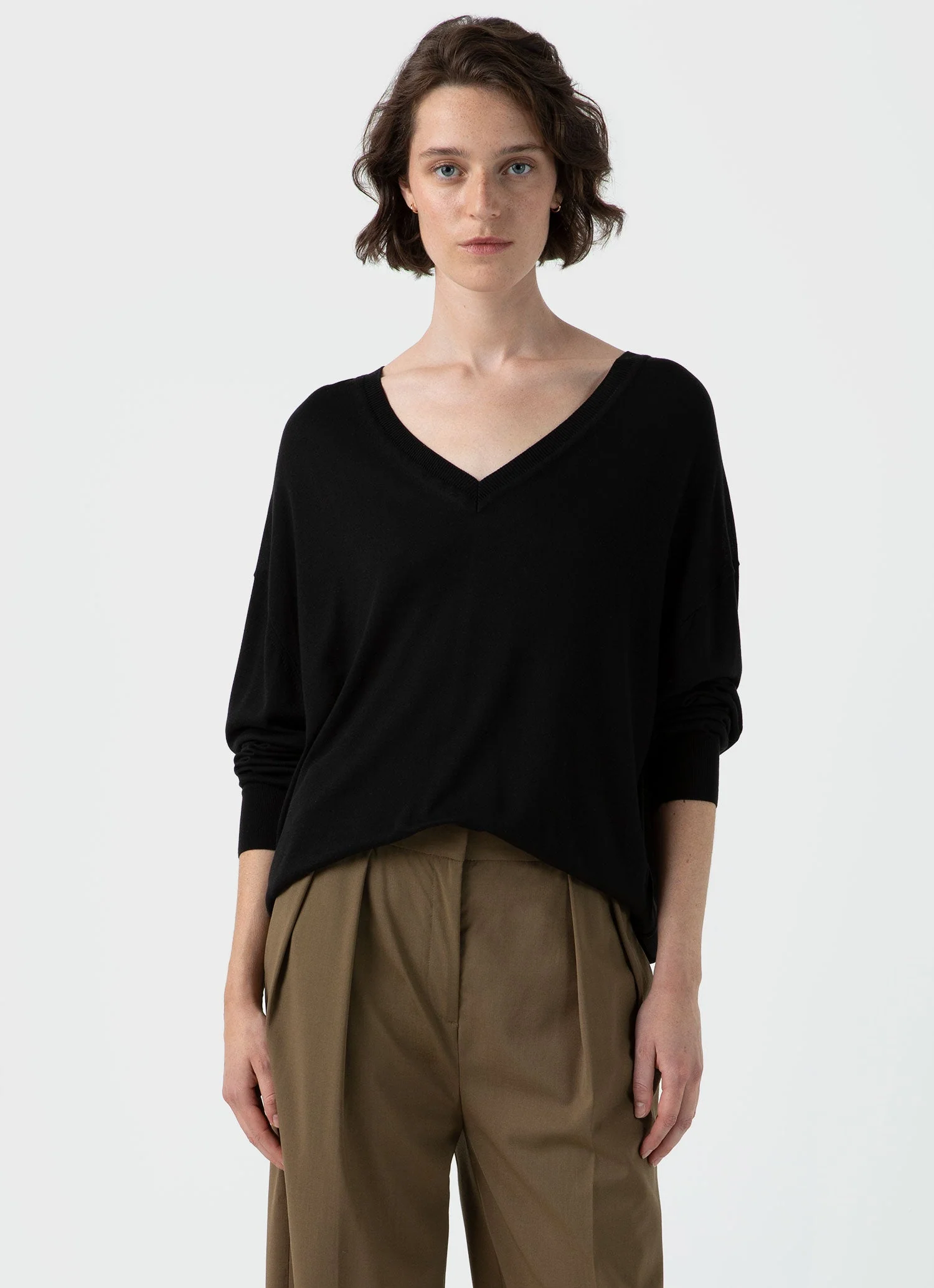 Women's Relaxed Mulberry Silk V-neck Jumper in Black - Image 2