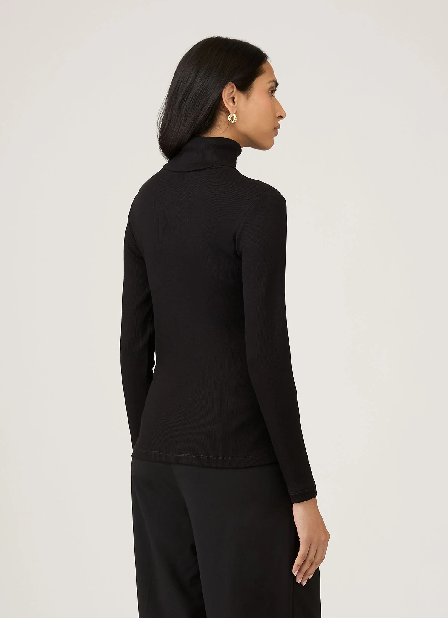 Women's Ribbbed Roll Neck in Black - Image 3