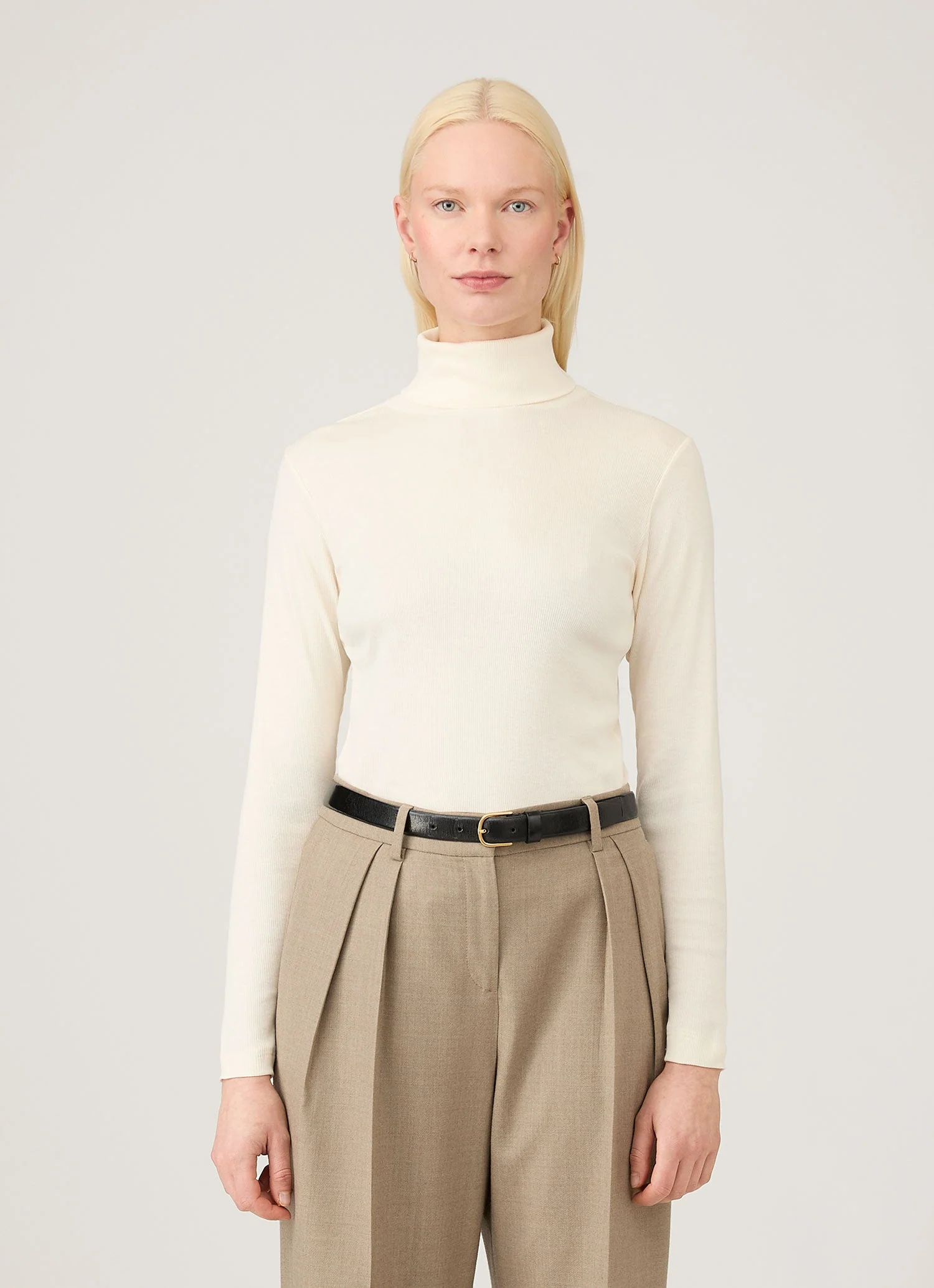 Women's Ribbbed Roll Neck in Ecru