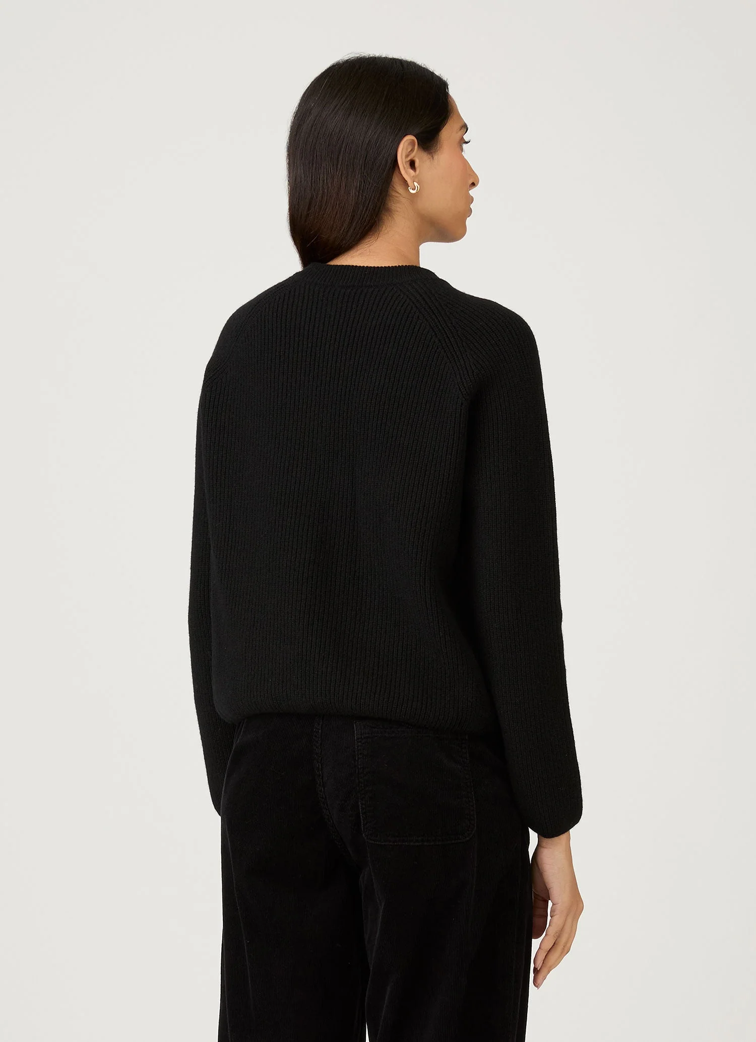 Women's Wool Cashmere Rib Jumper in Black - Image 3