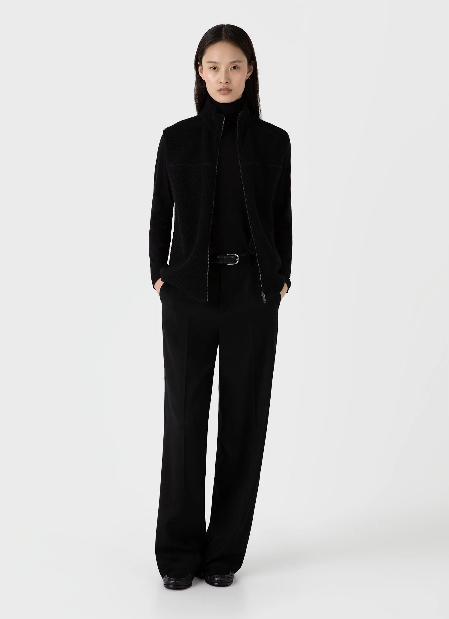 Women's Wool Fleece Gilet in Black - Image 2